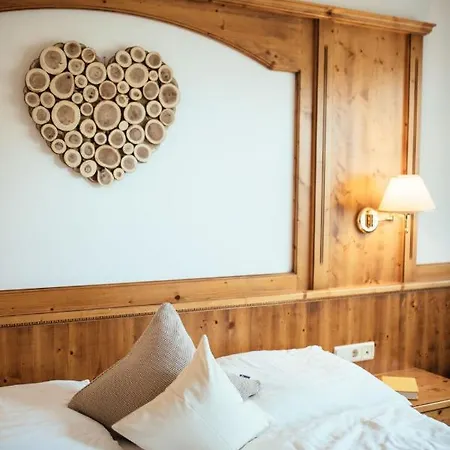 Tirolerhof Hotell