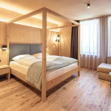 Hotell Tirolerhof San Leonhard in Passeier